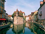 Canal du Thiou et Palais de l'Ile � Annecy